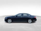 Used 2018 Mercedes-Benz E 300 4MATIC image 2