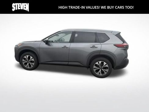 Used 2021 Nissan Rogue SV w/ Premium Package FWD image 3