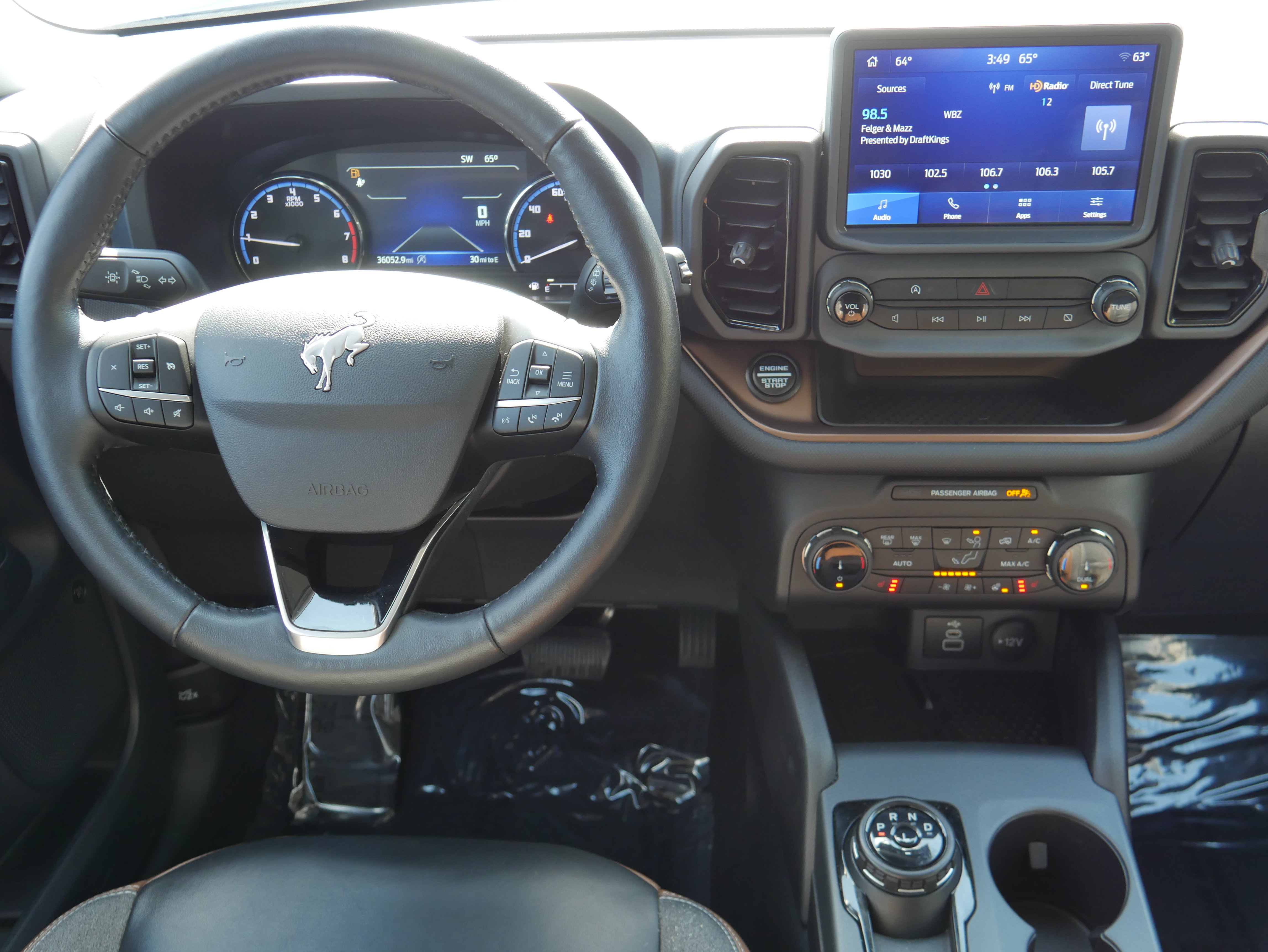 Used 2023 Ford Bronco Sport Outer Banks w/ Tech Package AWD/4WD image 17