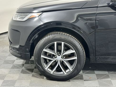 Certified 2025 Land Rover Discovery Sport S image 9