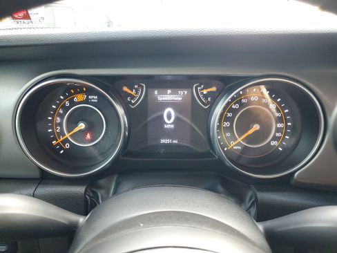 Used 2023 Jeep Wrangler Sport image 24