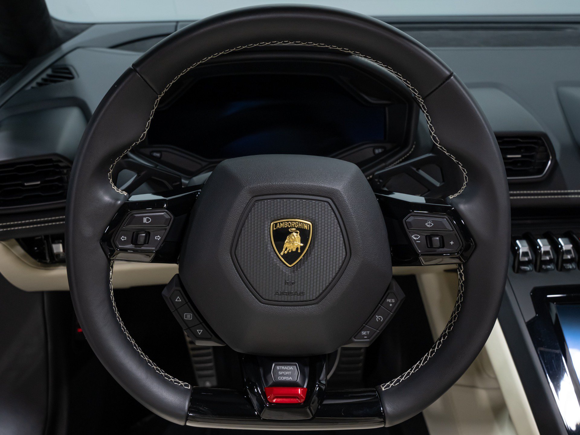 Used 2024 Lamborghini Huracan EVO AWD/4WD image 31