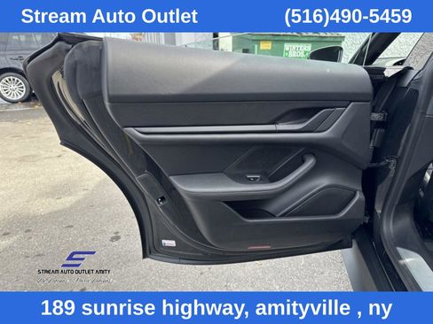 Used 2023 Porsche Taycan 4S image 45