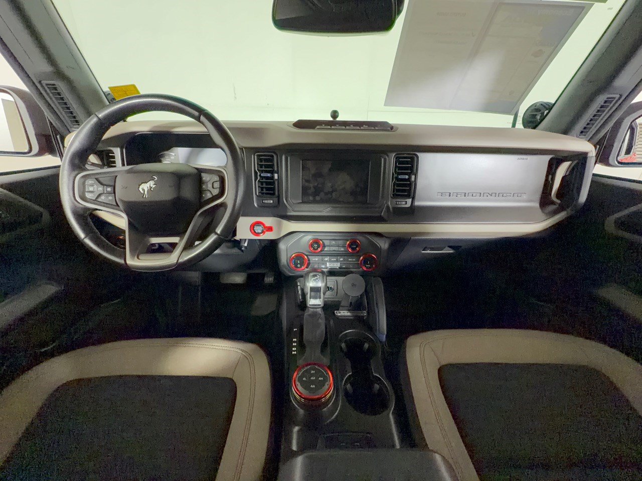 Used 2022 Ford Bronco Wildtrak AWD/4WD image 17