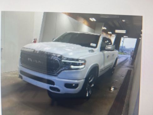 Used 2020 RAM 1500 Limited AWD/4WD image 1