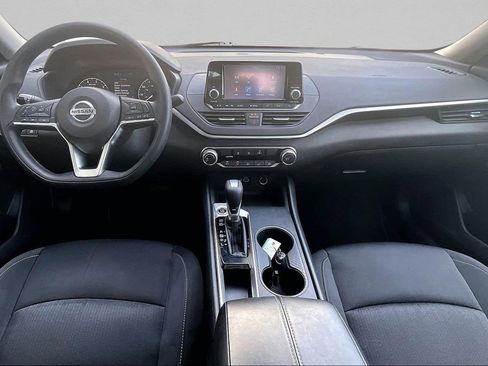 Used 2022 Nissan Altima 2.5 S FWD image 8