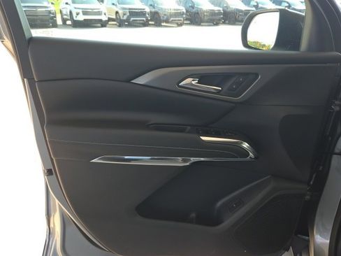 New 2026 Chevrolet Traverse LT w/ Driver Confidence Package image 22