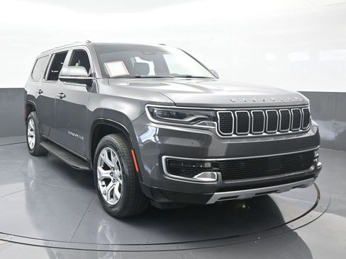 Used 2022 Jeep Wagoneer Series II image 9