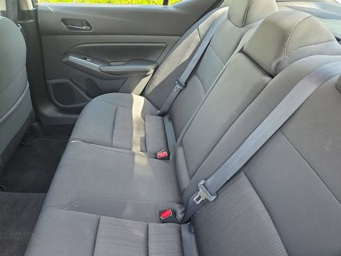 Used 2025 Nissan Altima 2.5 SV FWD image 17