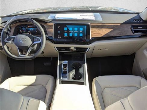 New 2026 Volkswagen Atlas SE image 13