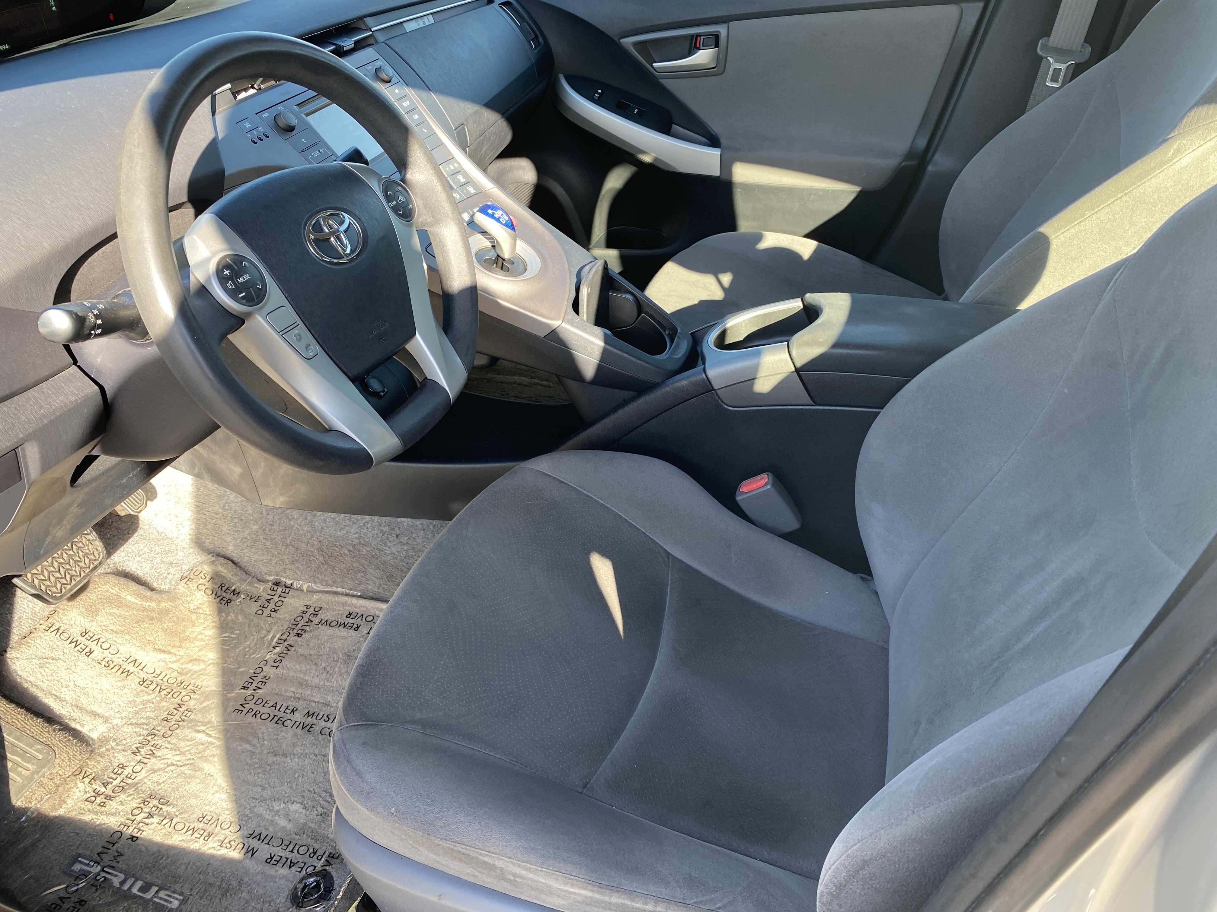 Used 2015 Toyota Prius Two FWD image 15