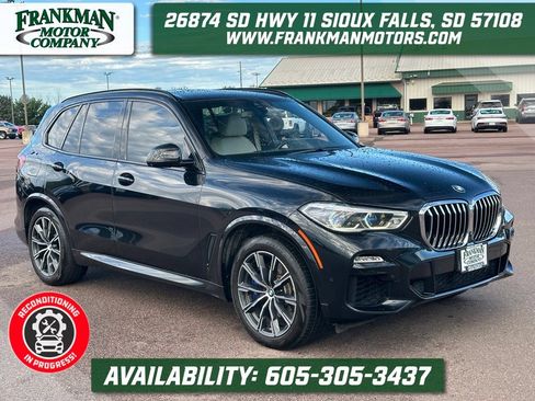 Used 2019 BMW X5 xDrive50i w/ M Sport Package AWD/4WD image 1