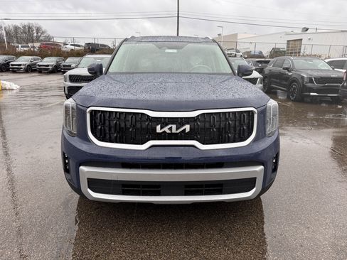 New 2025 Kia Telluride EX image 9