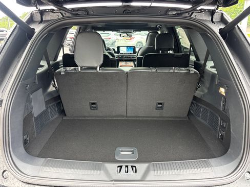 New 2026 Lincoln Aviator Black Label w/ Dynamic Handling Package AWD/4WD image 9