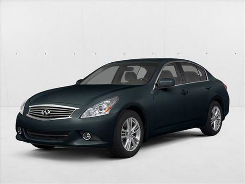 Used 2013 INFINITI G37 x w/ Premium Pkg image 1