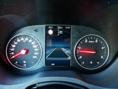 Used 2019 Mercedes-Benz Sprinter 170 image 11