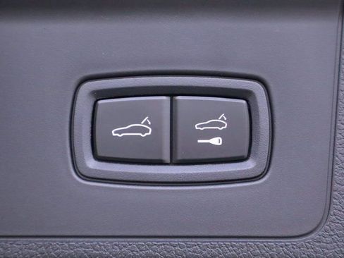 New 2025 Porsche Panamera 4 image 40