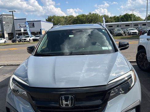 Used 2022 Honda Pilot TrailSport image 1