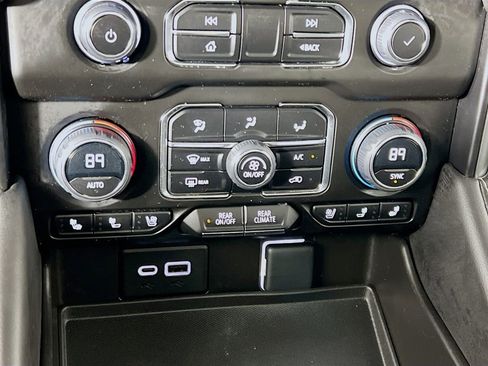 Used 2023 Chevrolet Tahoe Premier w/ Premium Package 2 image 15