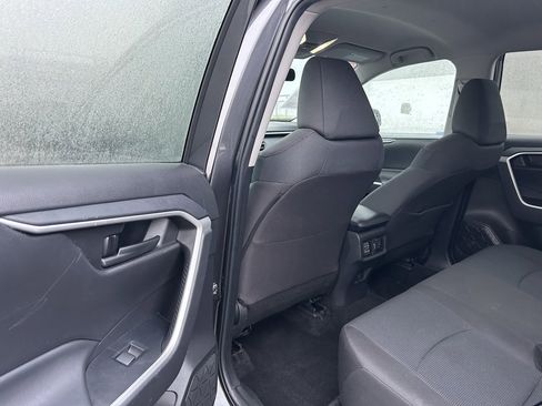 Certified 2022 Toyota RAV4 LE image 11