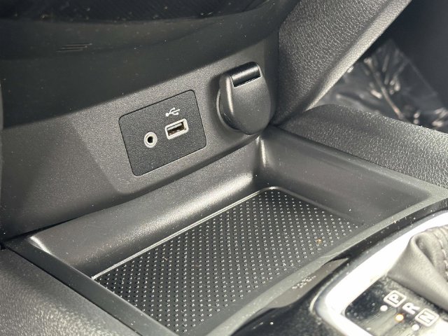 Used 2020 Nissan Rogue Sport S FWD image 7