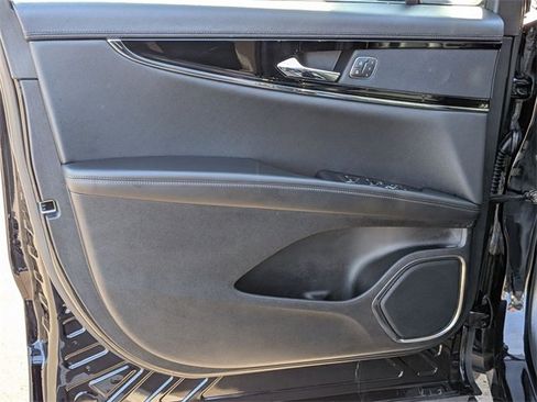 Certified 2023 Lincoln Nautilus AWD image 14