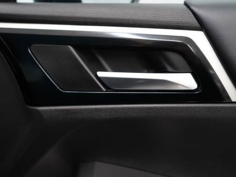 Used 2023 Mitsubishi Outlander SE image 74