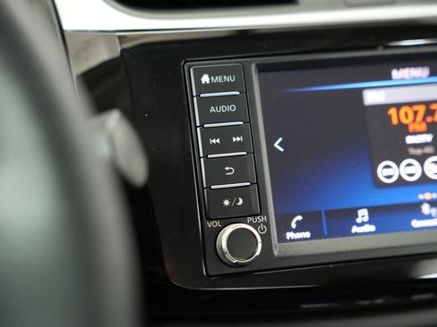 Used 2019 Nissan Sentra SV FWD image 22