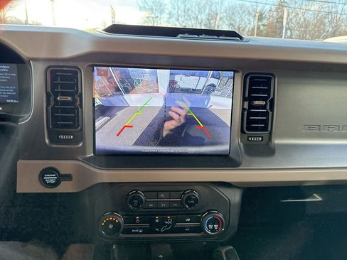 Used 2024 Ford Bronco Big Bend image 14