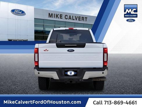 Used 2022 Ford F250 Lariat w/ Lariat Ultimate Package AWD/4WD image 3
