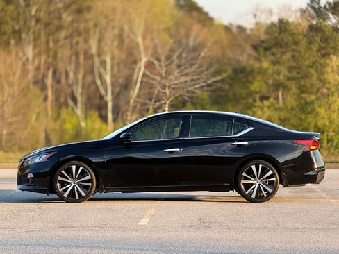 Used 2019 Nissan Altima 2.5 Platinum image 8