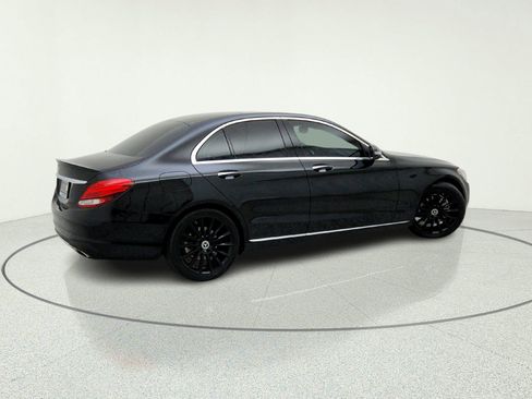 Used 2018 Mercedes-Benz C 300 Sedan image 8