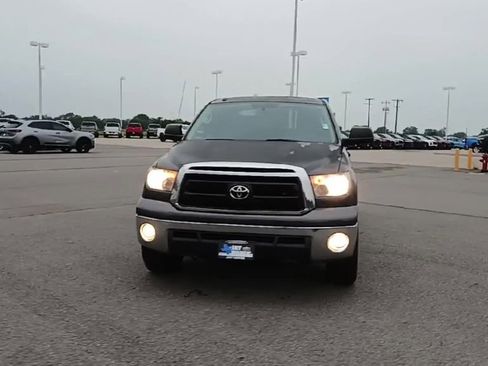 Used 2011 Toyota Tundra 2WD CrewMax w/ SR5 Pkg image 3