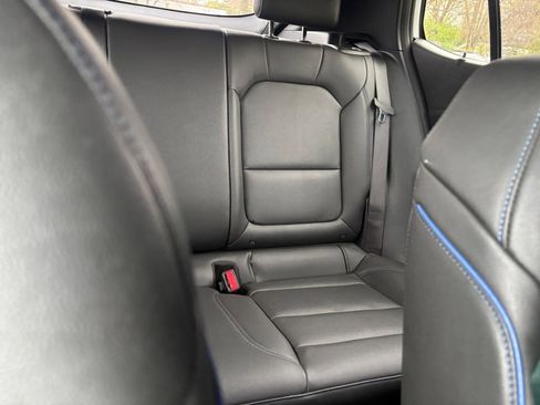 Used 2025 Buick Envista Sport Touring image 35