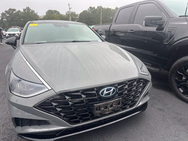 Used 2021 Hyundai Sonata SEL Plus w/ Tech Package FWD image 2