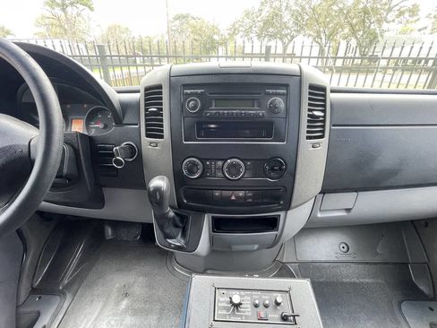 Used 2012 Mercedes-Benz Sprinter 2500 image 20