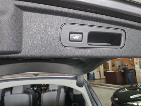 Used 2018 Honda Odyssey EX-L image 19