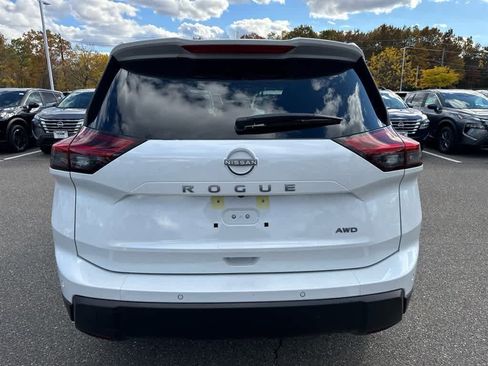 New 2026 Nissan Rogue SV image 5