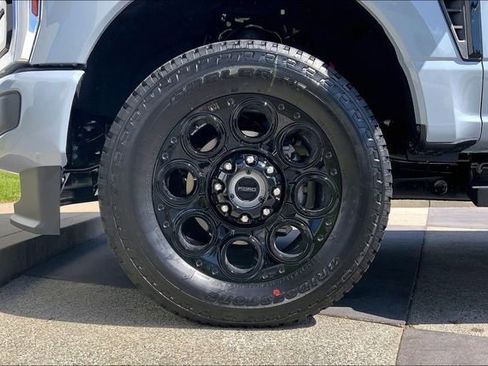 New 2026 Ford F350 4x4 Crew Cab Super Duty image 12