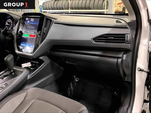 Certified 2025 Subaru Crosstrek 2.0i Premium image 18