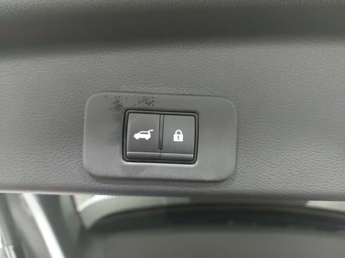 Used 2025 Nissan Murano SL image 13