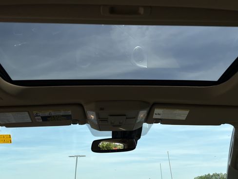 Used 2020 Toyota Tundra Limited w/ Limited Premium Package image 27