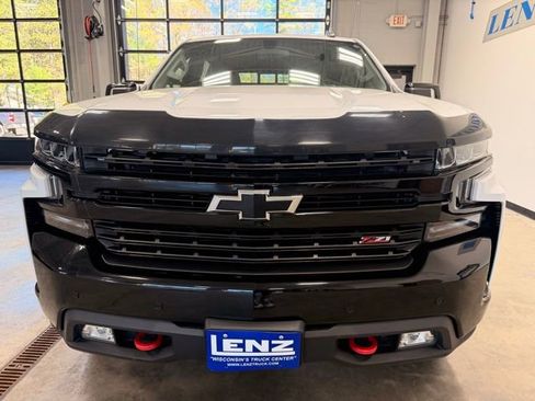 Used 2022 Chevrolet Silverado 1500 LT Trail Boss w/ Convenience Package II AWD/4WD image 3