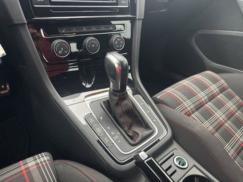 Used 2021 Volkswagen GTI S image 23