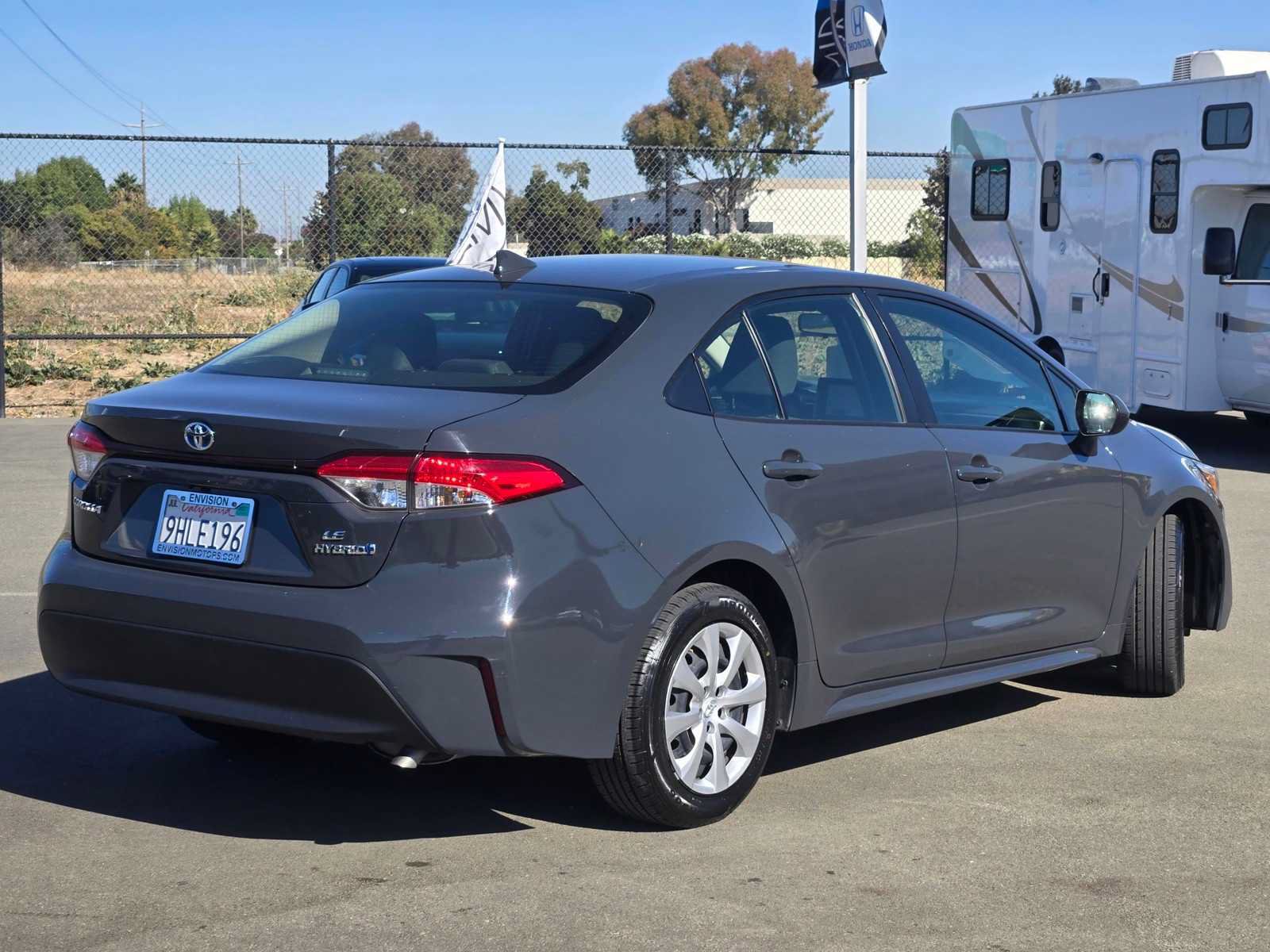 Used 2023 Toyota Corolla LE w/ Carpet Mat Package (TMS) FWD image 7