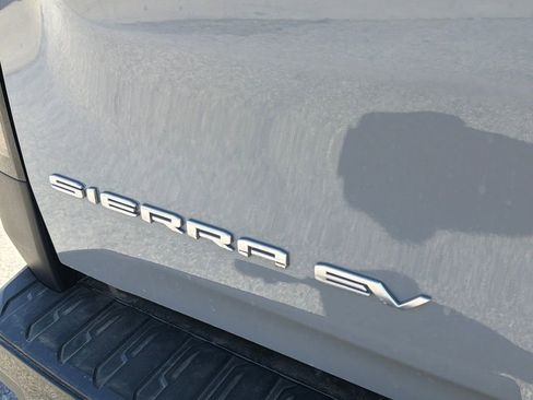 New 2026 GMC Sierra EV Elevation image 10