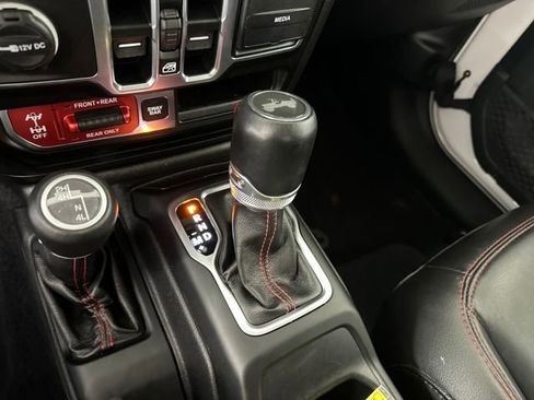 Used 2020 Jeep Wrangler Unlimited Rubicon image 19