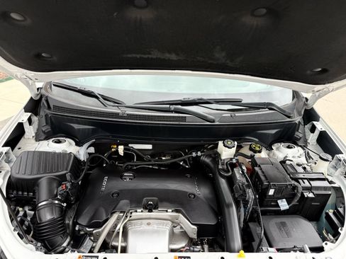 Used 2018 Chevrolet Equinox LT w/ Sun & Infotainment Package AWD/4WD image 50