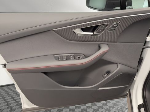 Used 2026 Audi Q7 3.0T Prestige image 13