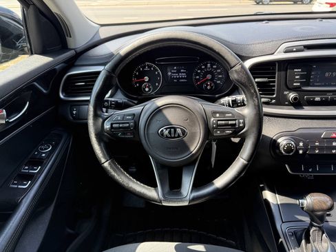 Used 2016 Kia Sorento AWD w/ LX Convenience Package image 20